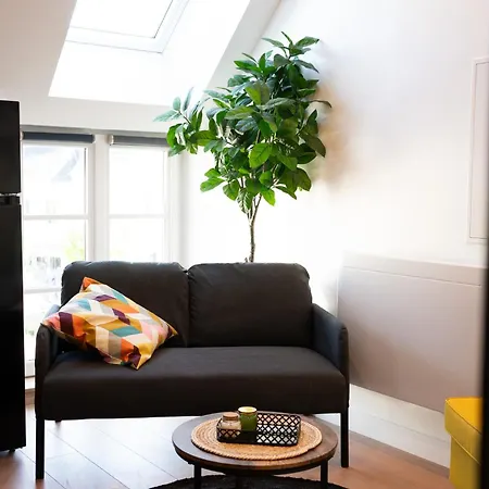 Appartements Plein Centre, A 5 Minutes Du Chateau Onzain Exterior photo